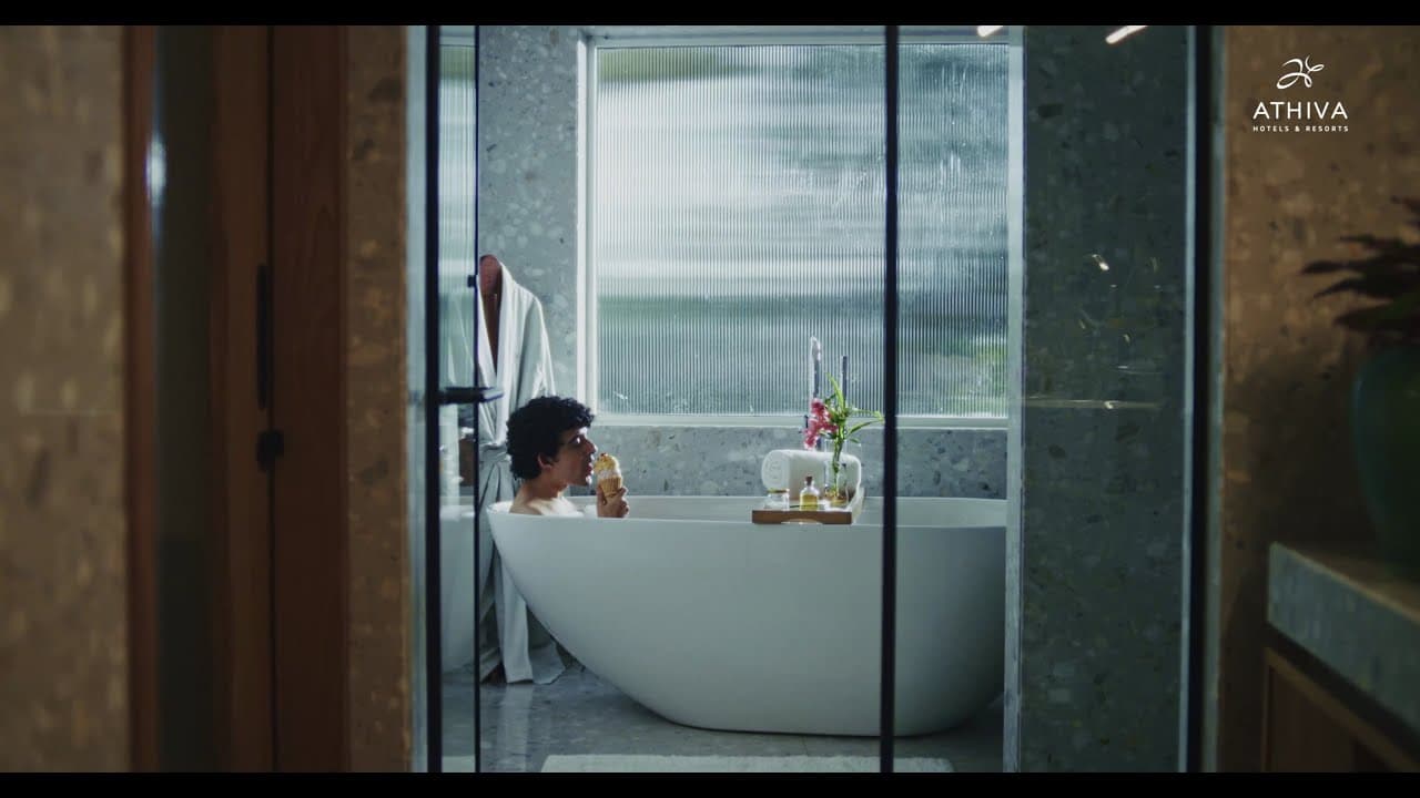 Joy is on the house - Video 1